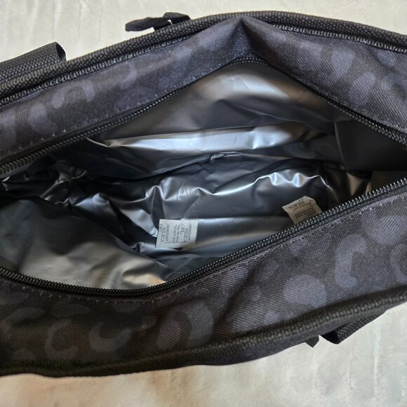 Insulated Leopard Black Bag Cooler Tote Holds (16) 12 Ounce Cans (NWT) Brand New - Picture 4 of 7